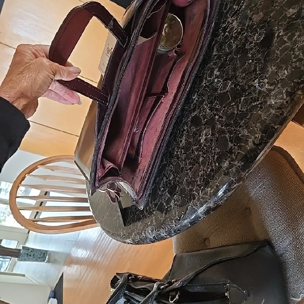 Hartman Burgundy Leather Briefcase - Carry Case
